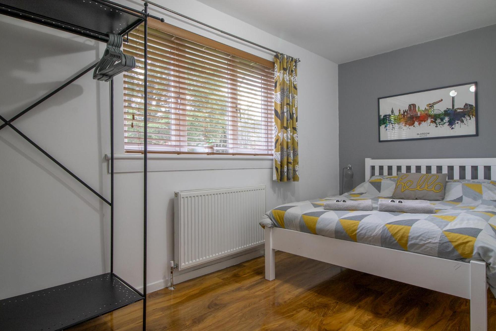 1 Bed Apartment Central Hamilton Free Wifi With Great Transport Links To Glasgow 외부 사진